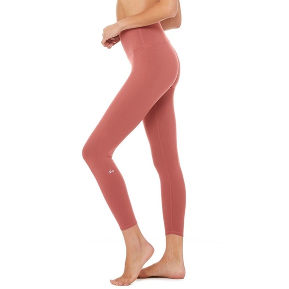 alo yoga rosewood
